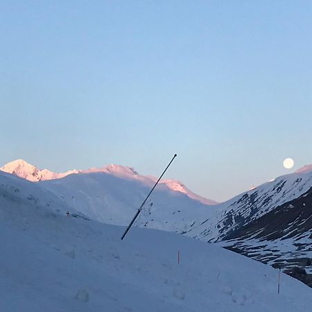 B&B Ursi Andermatt Εξωτερικό φωτογραφία