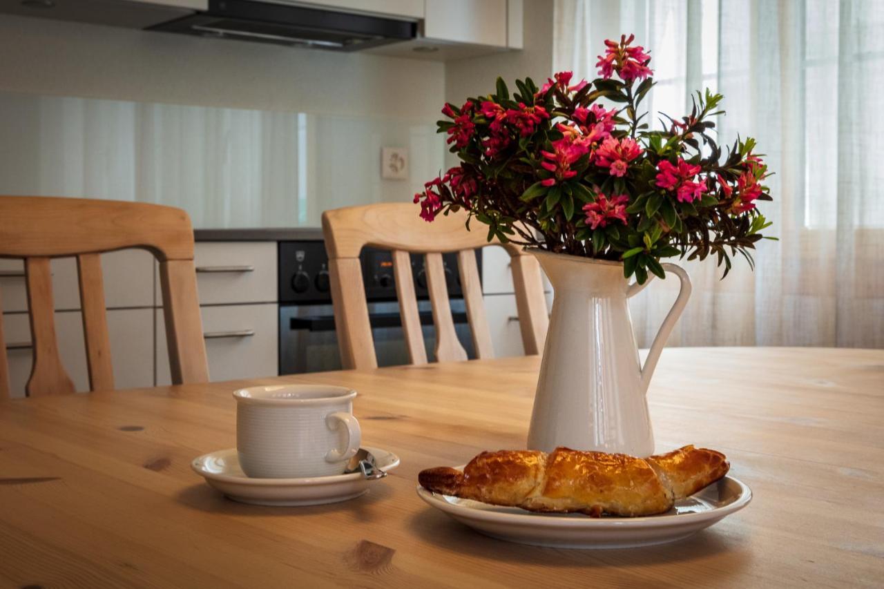 B&B Ursi Andermatt Εξωτερικό φωτογραφία