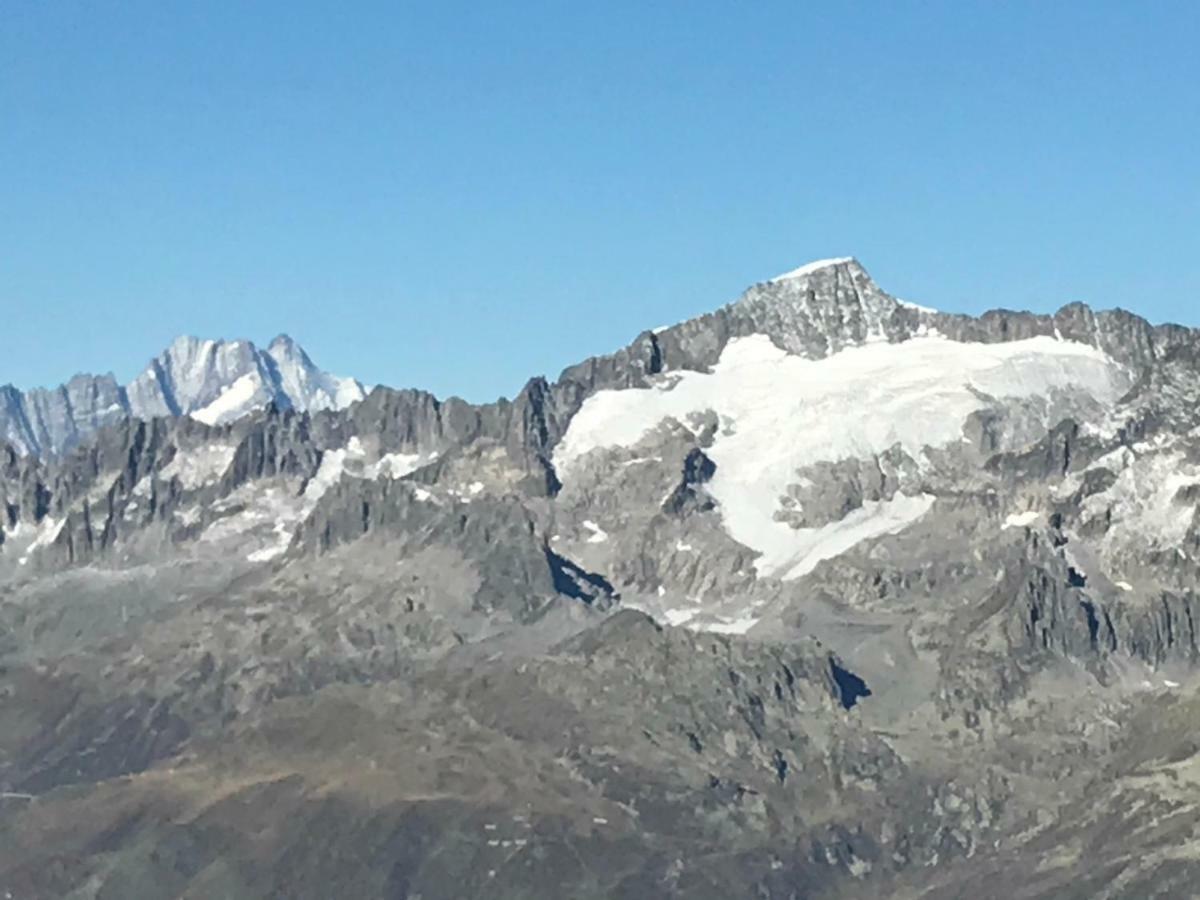 B&B Ursi Andermatt Εξωτερικό φωτογραφία