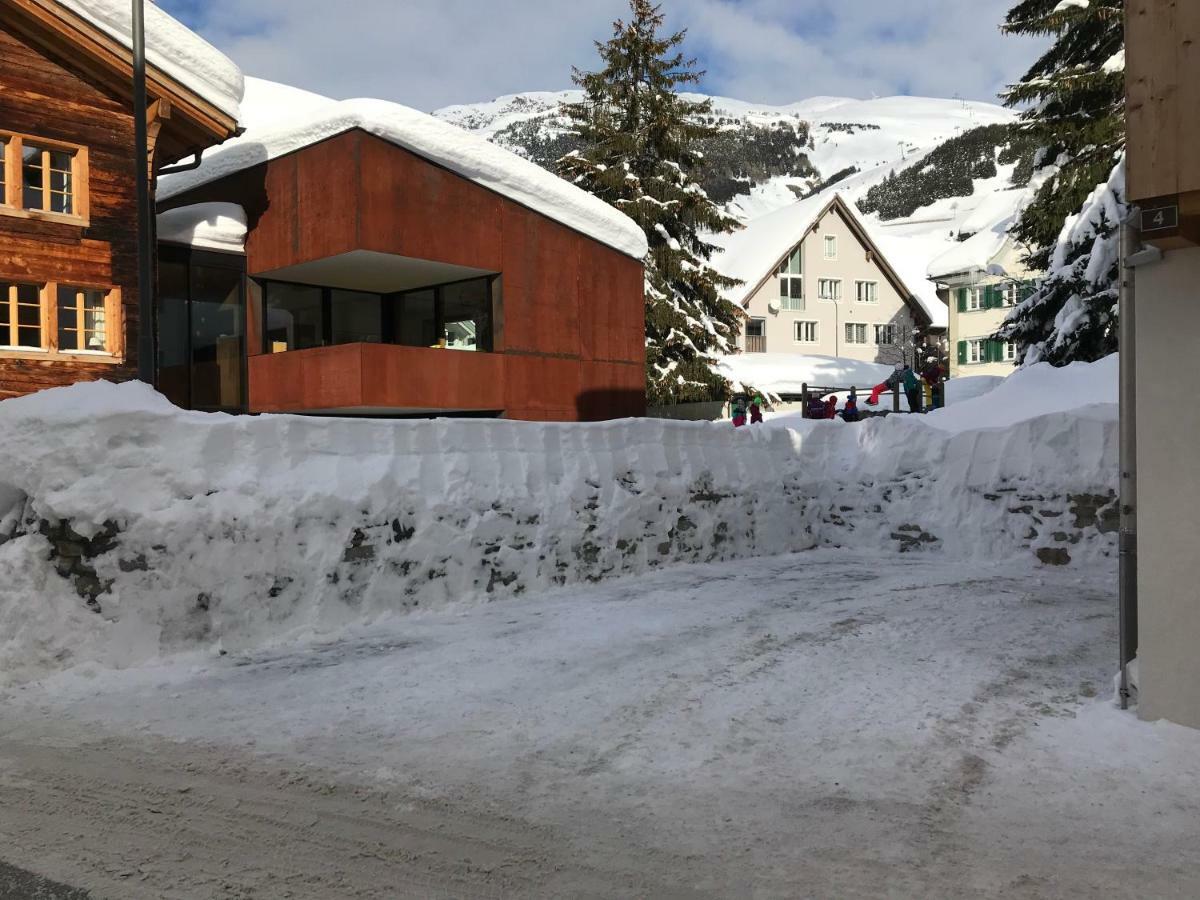 B&B Ursi Andermatt Εξωτερικό φωτογραφία